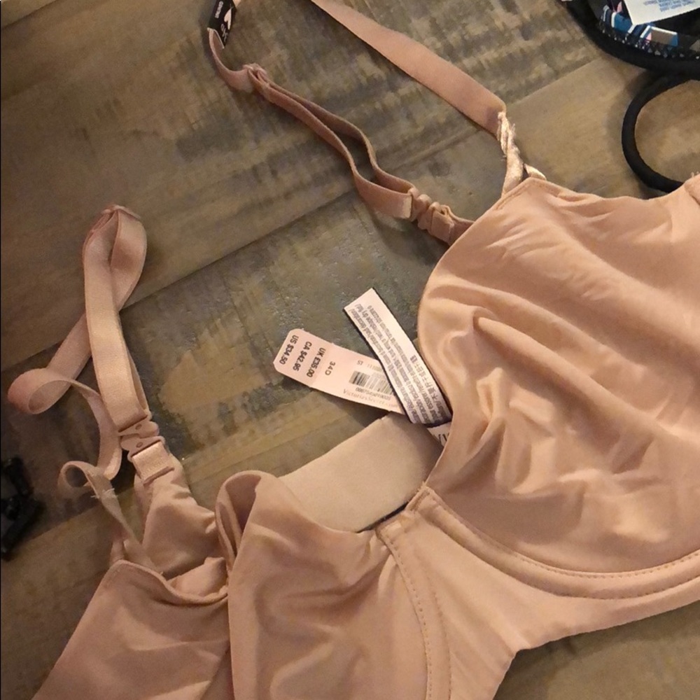 Non padded VS bra